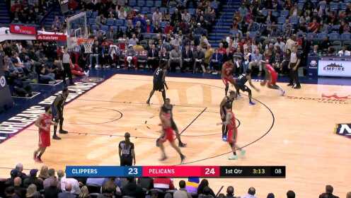 《NBA全场集锦》【得分】杰克逊突破过人 篮下漂移反手上篮