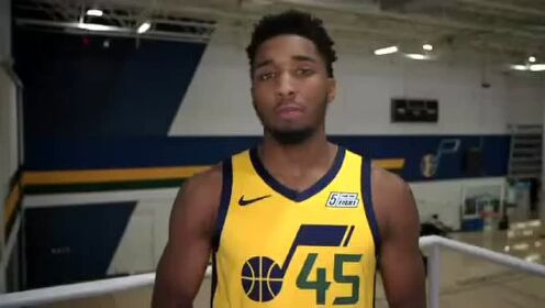 《NBA全场回放》【原声回放】魔术vs爵士第3节 米切尔发动进攻埋伏三分