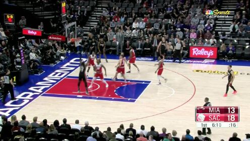 《NBA全场集锦》队友间心领神会！ 罗宾逊高抛助阿德巴约一飞冲天