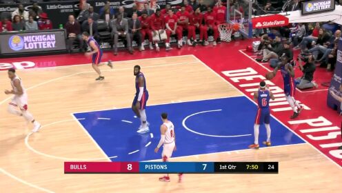 《NBA全场集锦》这抛投姿势妙啊 萨托兰斯基迎着防守骑马射箭