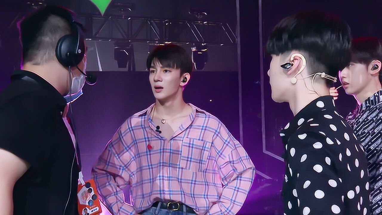 r1se彩排有分歧夏之光和导演力争镜头要和兄弟们一起