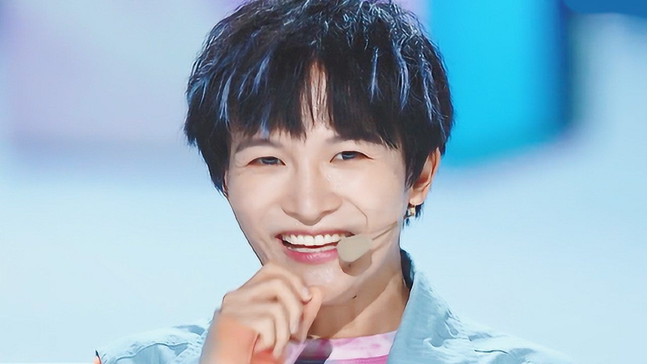 花絮:周深再现"小白粥"名场面!