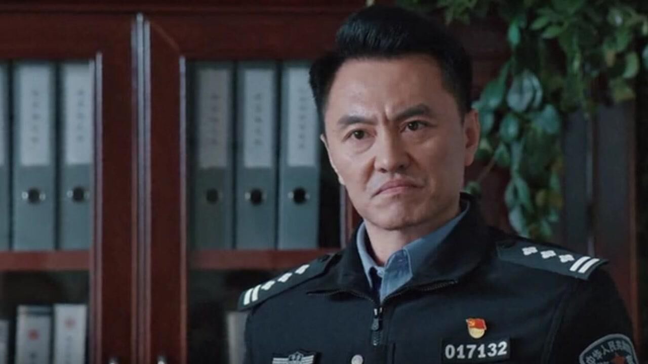 《三叉戟》cut连连看_《三叉戟》第41集01:楚政委为何暂缓抓捕黄有发?三叉戟陷入了僵局_电视剧_高清完整版视频在线观看_腾讯视频