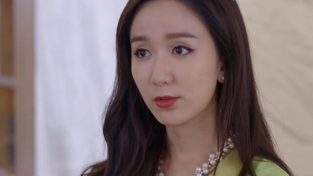 《爱情珠宝》第四十集03:宇烨得知梓妍和洛伊是双胞胎姐妹,洛伊决定帮