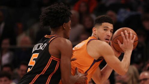 《NBA全场集锦》【球星】布克vs尼克斯集锦 轰下32分根本停不下来