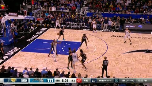 《NBA全场集锦》马图林滞空挑篮轻松写意 卡特直驱篮下上篮2+1