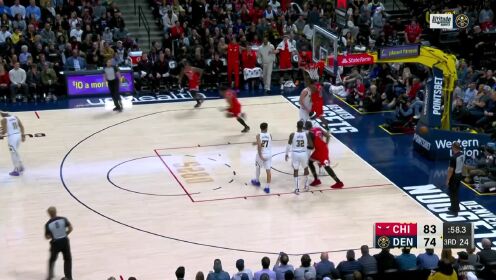 《NBA全场集锦》怀特鬼手妙传 帕威平地而起挂筐暴扣
