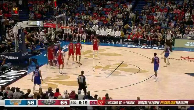 尼克斯vs鹈鹕第3节英文原声回放