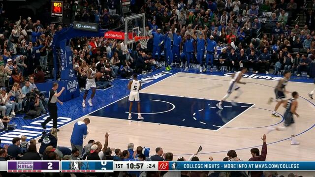 开场小试牛刀 东契奇外线开炮三分张手就有