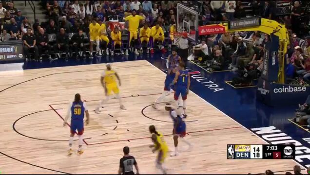 NBA揭幕战：湖人vs掘金英文原声全场回放
