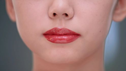 花絮：彩妆艺术家鑫淼分享画“嘟嘟唇”的小技巧