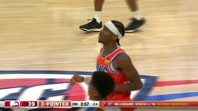 背运过人轻松写意 亚历山大张手三分正中靶心