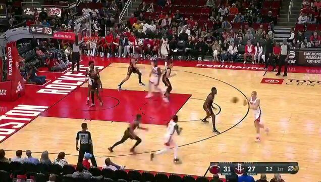  NBA季前赛：热火vs火箭英文原声全场回放