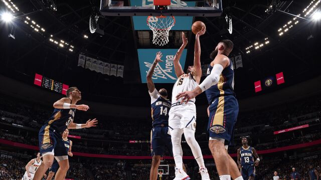 约基奇vs鹈鹕集锦 全场拿下35+14+12大号三双赢下比赛