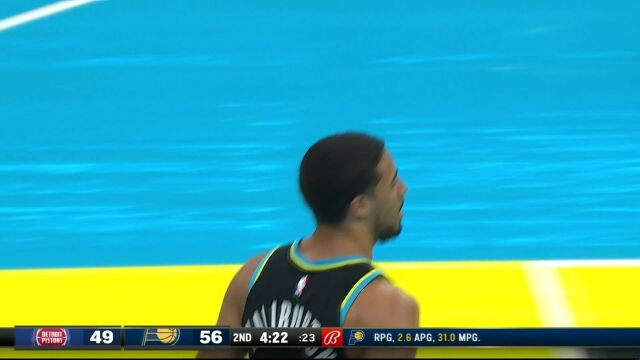 互相交出空中答卷 杜伦与托平完美空接爆扣