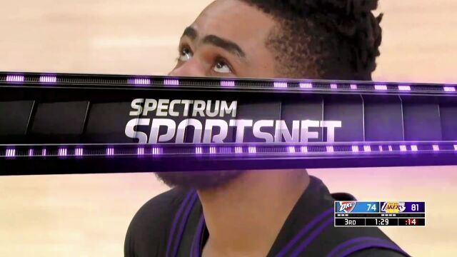 戴维斯炸裂双手隔扣霍姆格伦