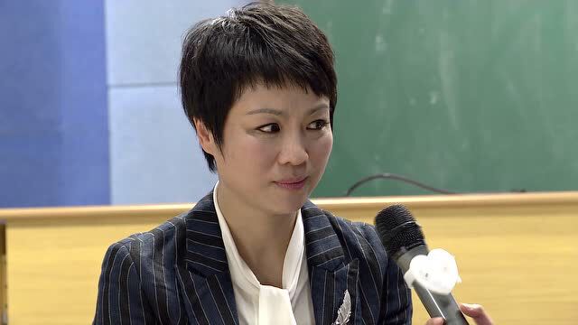 新华小记者采访杭州市长江实验小学校长丁杭樱