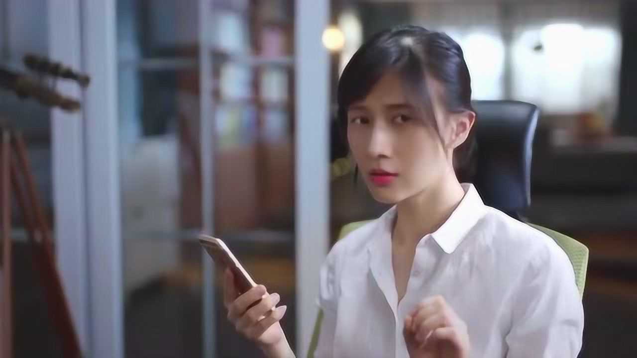 papi酱的微博故事一个集美貌与才华于一身的女子