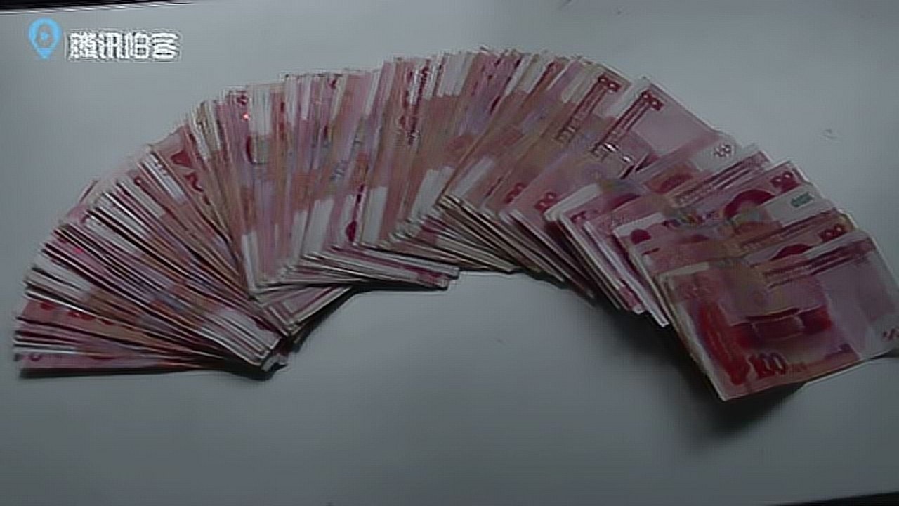 拍客速递店老板娘转身洗个碗抽屉里一万现金不见了