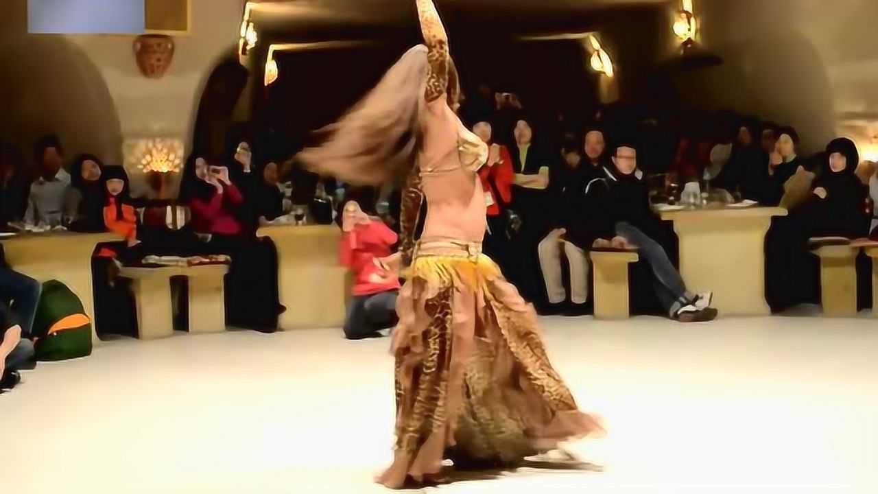土耳其美女性感肚皮舞这扭的叫一个欢啊