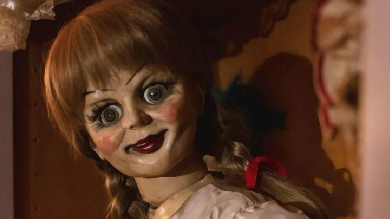 2014年的国外恐怖片,剧情不怎么样,片中的布娃娃倒是挺吓人