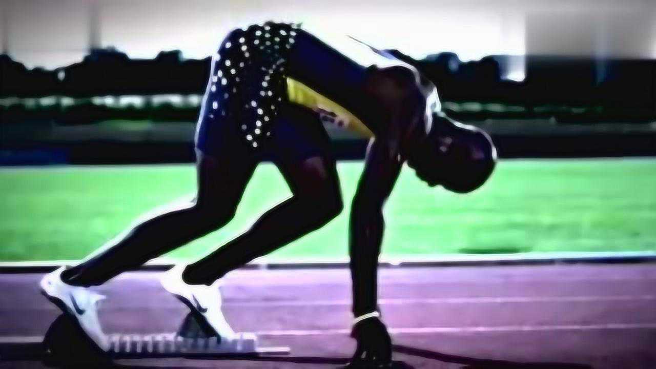 震撼啊一起来欣赏鲍威尔百米起跑慢动作