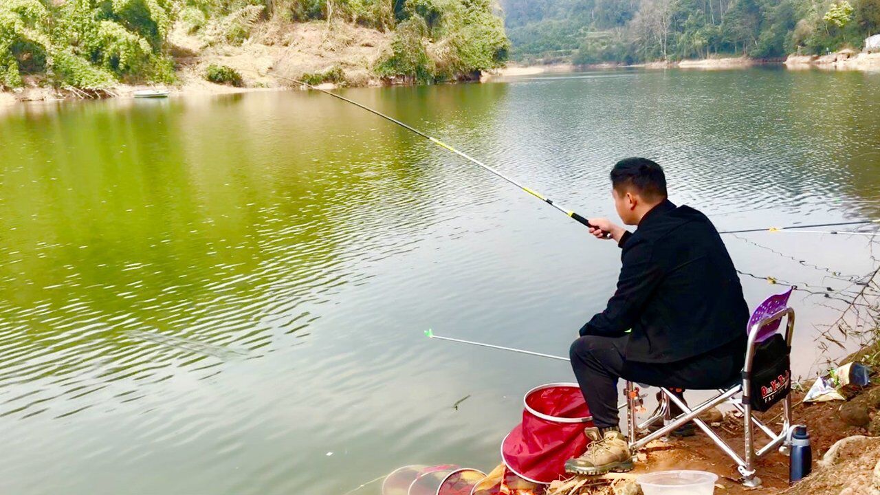 清溪沟水库钓鱼图片