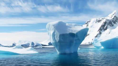 一万亿吨冰山坠入大海，南极大陆开裂了！这组航拍引发全球关注
