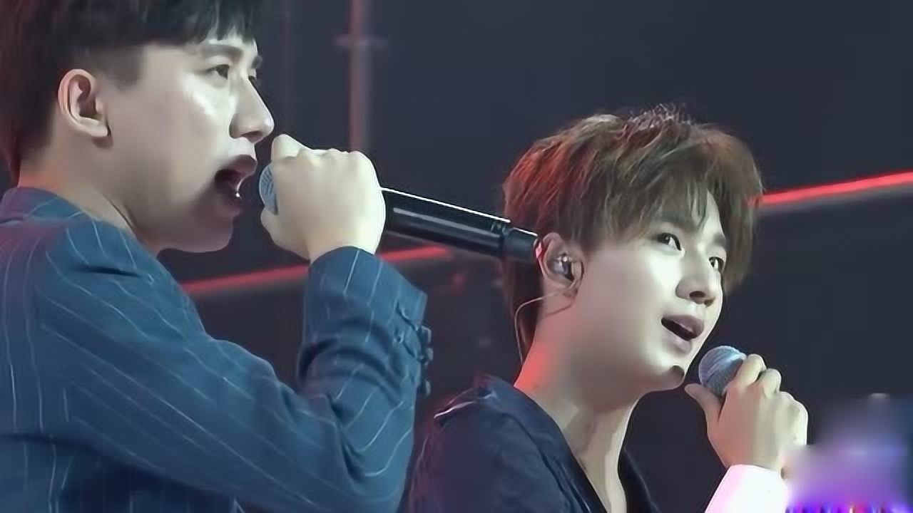 李宏毅李明霖 演唱《恶魔的爱》 速速围观