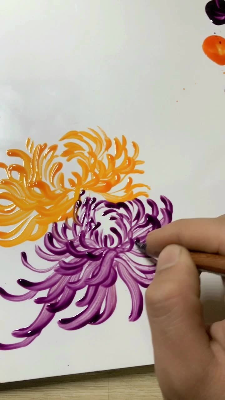 果酱画菊花,寥寥几笔就画出了菊花的神韵