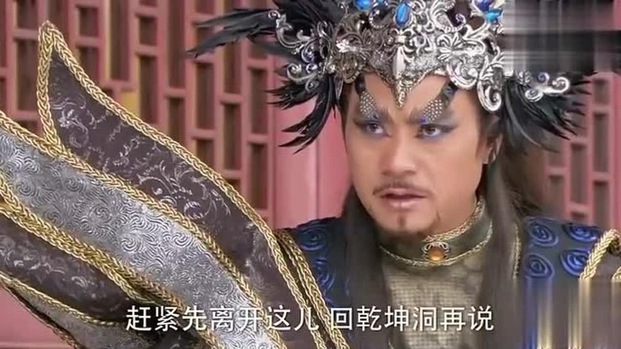 活佛济公追云萧风被绑在灵隐寺遭戏弄结果被大鹏救走了