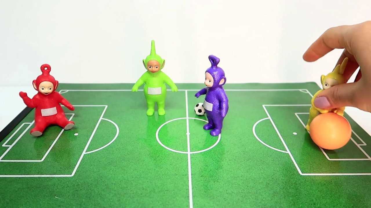 哇哦天线宝宝喜欢踢足球