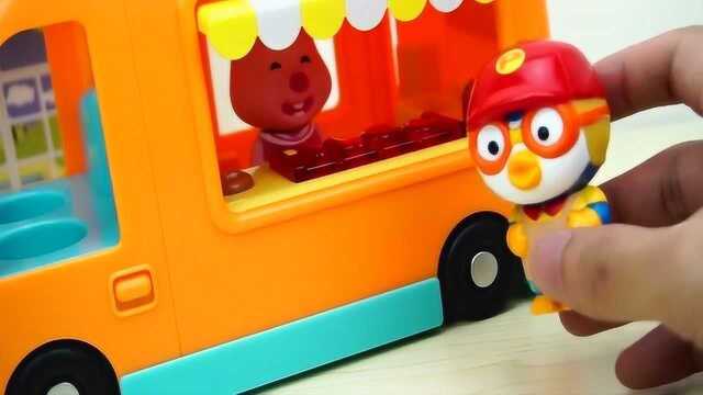 益智早教儿童玩具:小企鹅PORORO当了一名送餐员,他要去送外卖