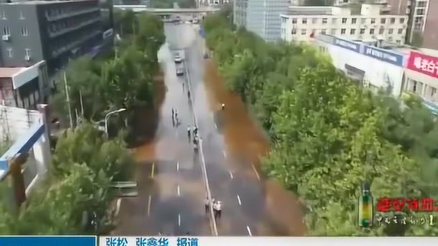 石家庄平安大街和平路水流成河,道路断交!记者直击看现场