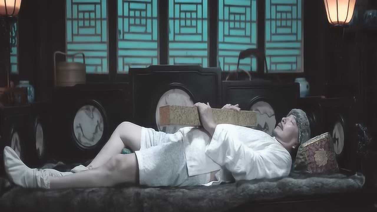 祖宗十九代为了自己心爱的男人紫安竟然偷父亲的宝物