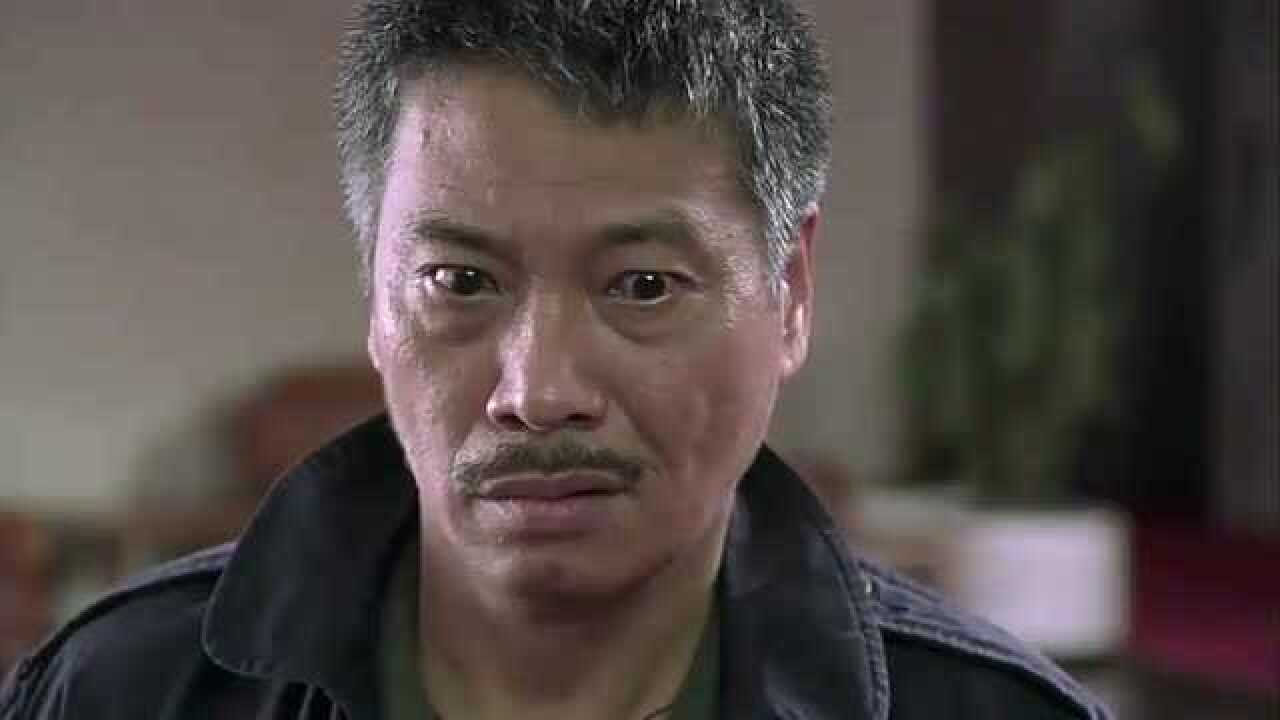 达叔这个苦笑的镜头太经典,演技教科书