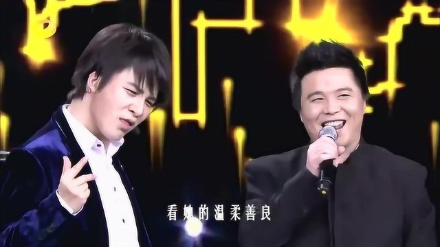 百变大咖秀:何炅:欢迎三代水木年华合唱《在他乡》谢娜:壮观