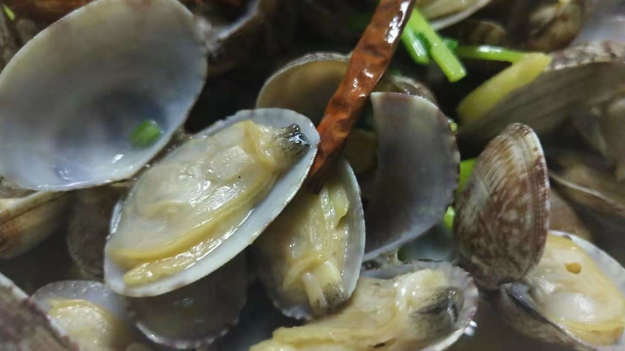 青岛特色经典辣嘎啦的做法来了,又辣又鲜特别美味