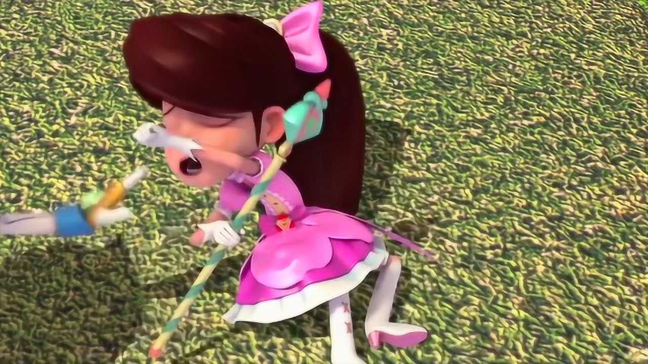 新成龙历险记小美激不小心激怒了温迪戈被怪物用敲骨锤击中