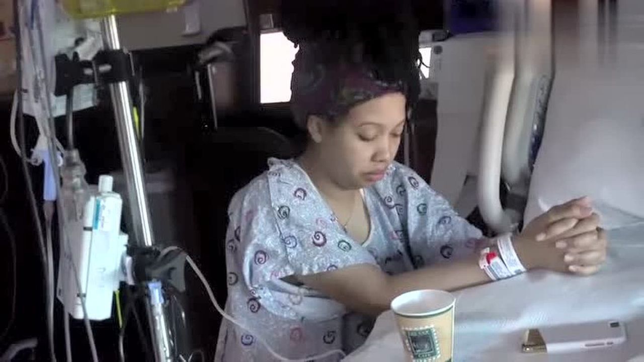 实拍临产孕妇忍耐强烈的宫缩和阵痛，做妈妈不易，母爱太伟大！_高清1080P在线观看平台_腾讯视频