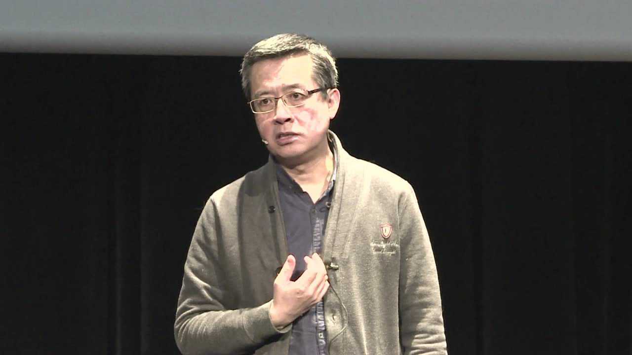 《不成问题的问题》导演梅峰:老舍的原著小说非常吸引我