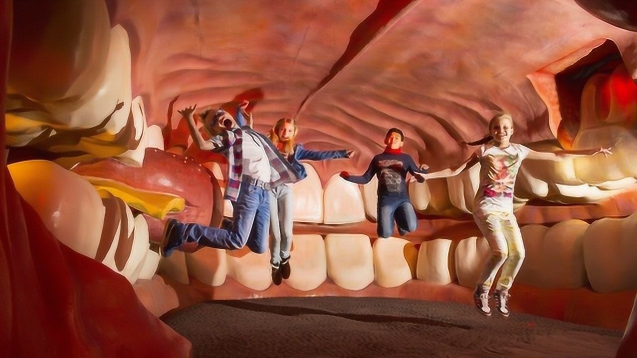 荷兰建世界首座人体大厦,游客钻进"人"肚子里,每天只接待16人!