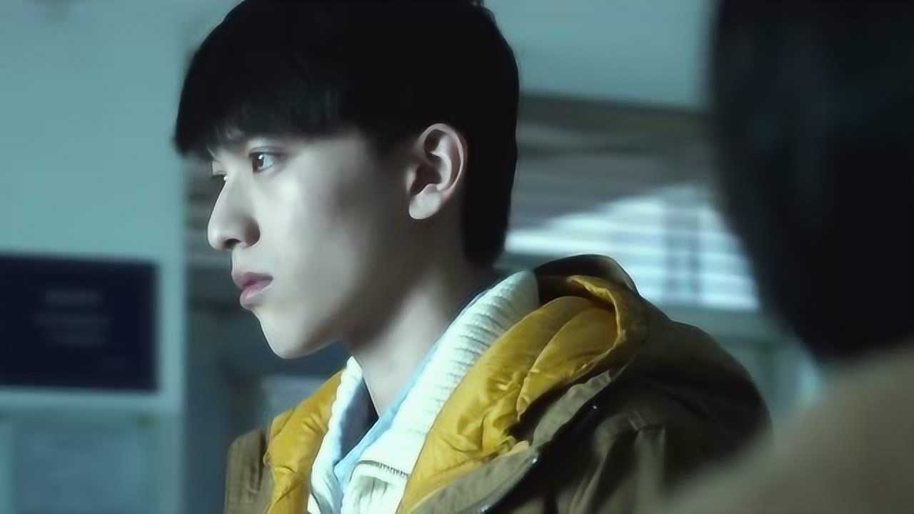 悲伤逆流成河齐铭不爱易遥也不爱顾森湘他的表情出卖了自己