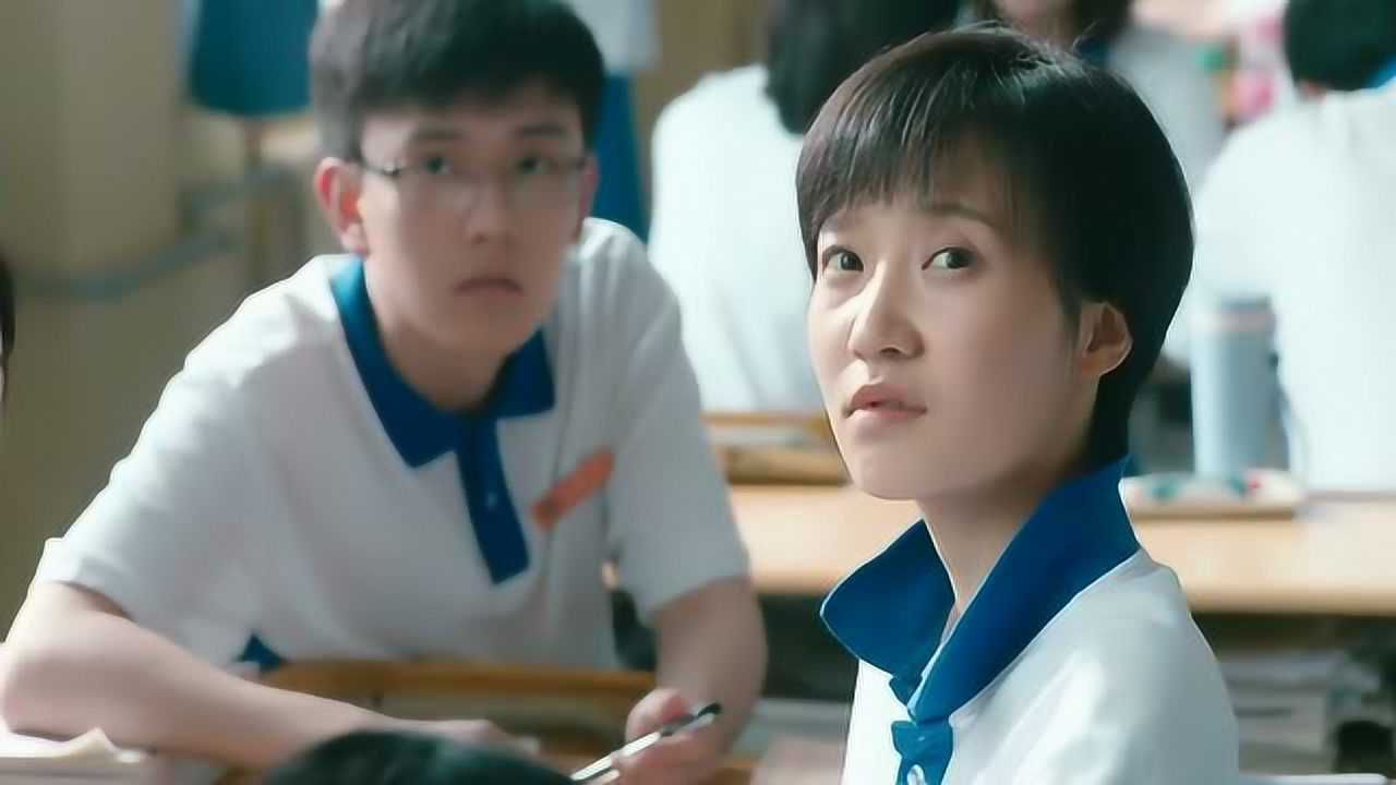周周独自一人出黑板报,郑彦一提出帮助周周,米乔不允许!_高清1080P在线观看平台_腾讯视频