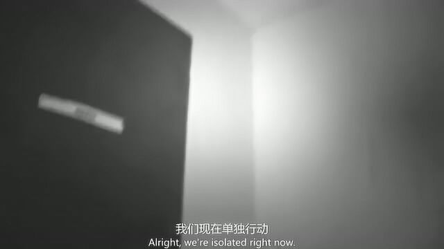 灵异72小时:调查员来到诡异的小屋,里面的气氛让他们感到不安