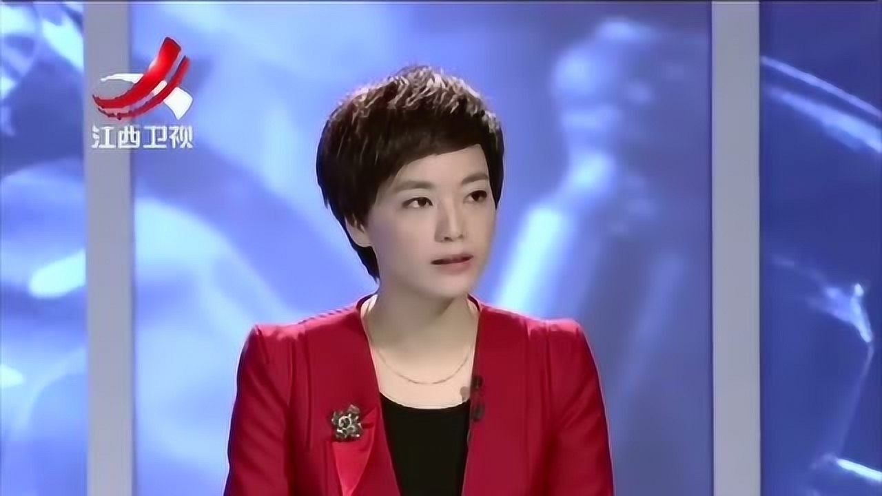 金牌调解女大学生性格孤僻玩老虎机来赚钱