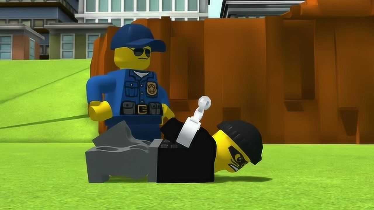 乐高城市乐高警车和警车抓小偷