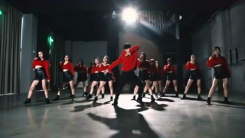 这么简单帅气的流行舞《Realligator》快点看过来！