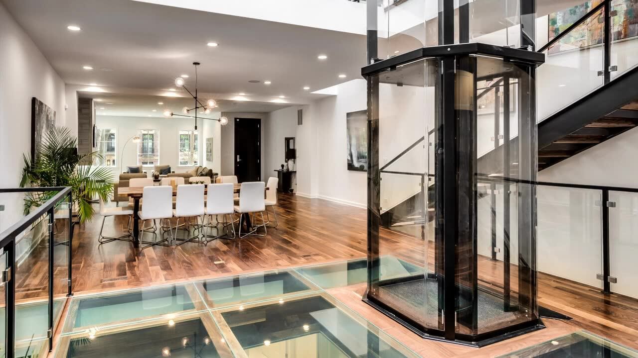 savaria vuelift圆形及八角透明电梯