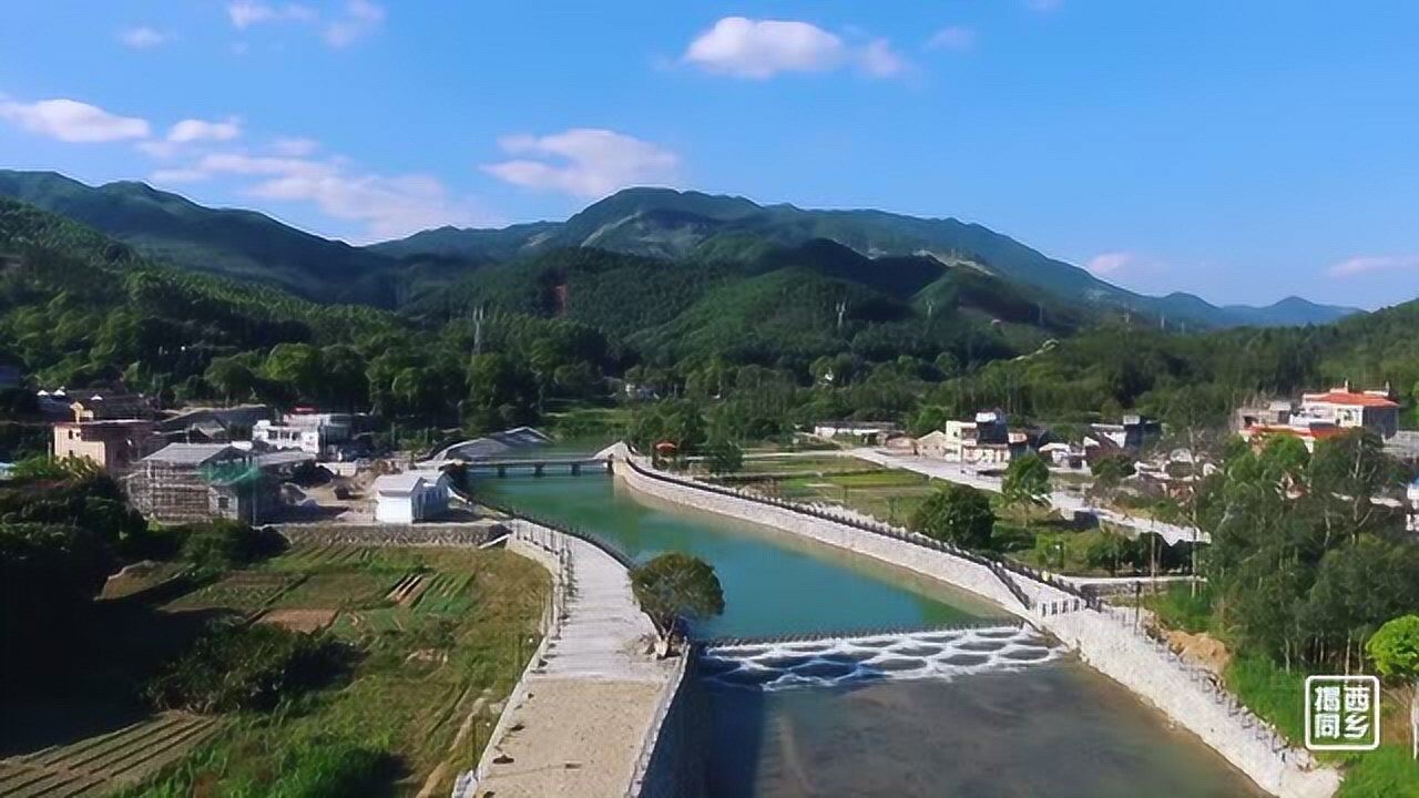 揭西龙潭关山村的网红扇形河坝